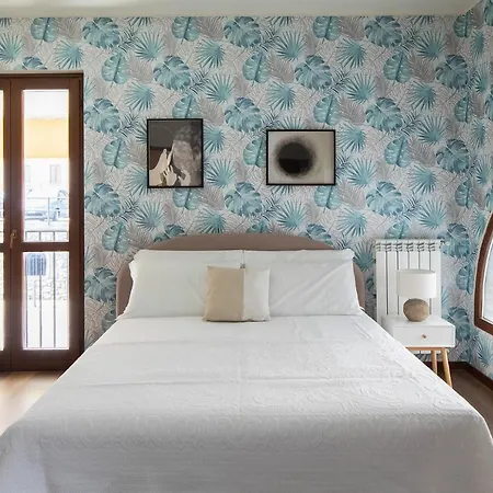 Apartment 5 *